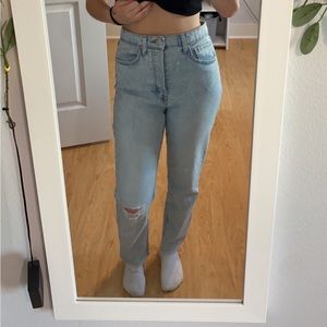 Light Wash Wild Fable Mom Jeans